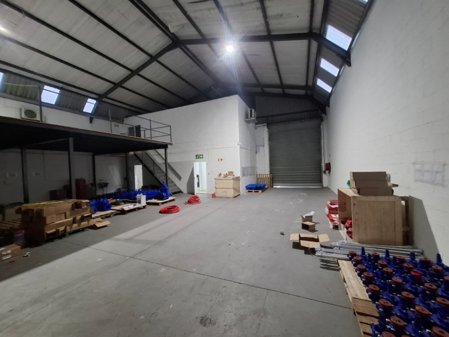 To Let Commercial Property for Rent in Brackenfell Central Western Cape